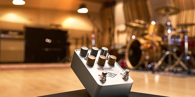 Universal Audio UAFX OX Stomp Dynamic Speaker Emulator | Sesçi Baba